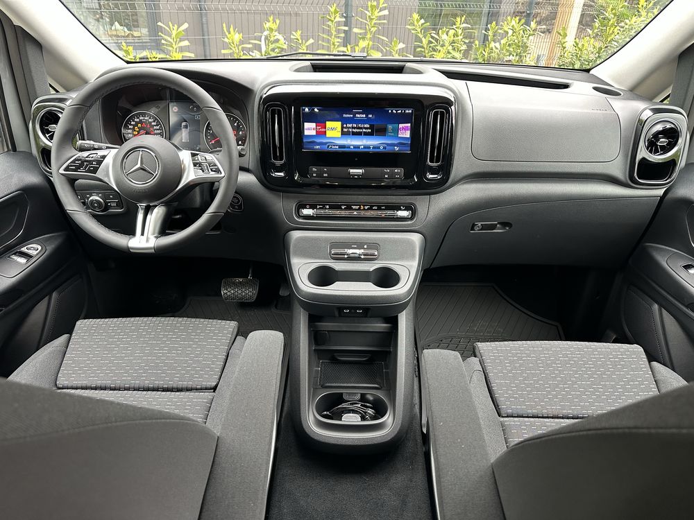 Wynajem busa 8 osobowy vito tourer