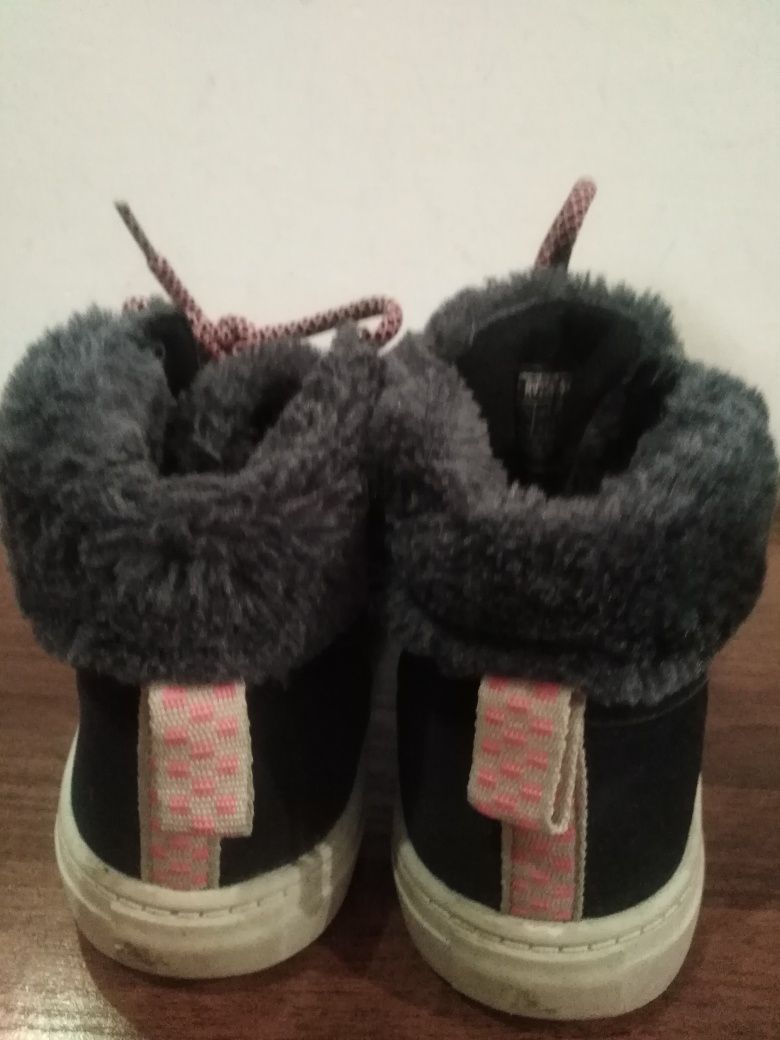 Buty jesienne, Botki Reserved rozmiar 35