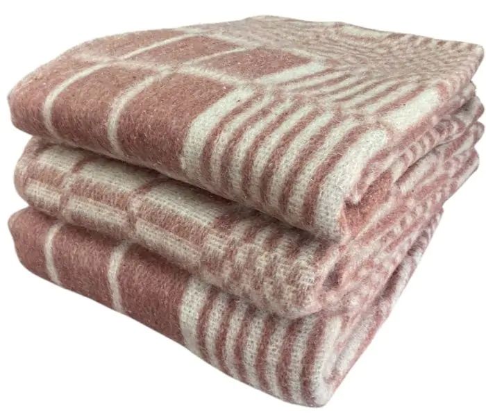 Ковдра з напіввовни 140×205 у клітинку — 70 % вовни, 400 г/м², для вес