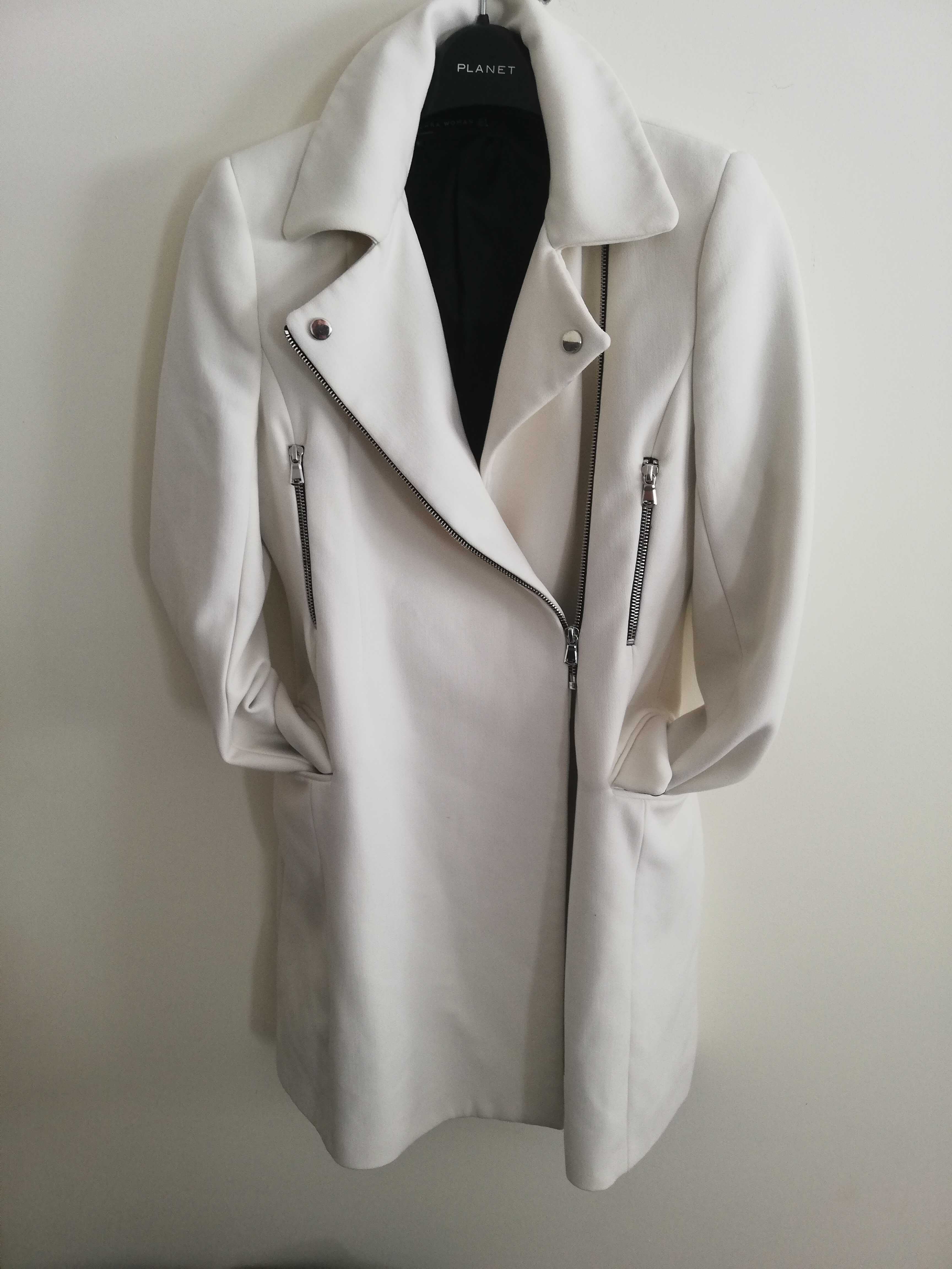 płaszcz Zara s 36 biały płaszcz zara s 36