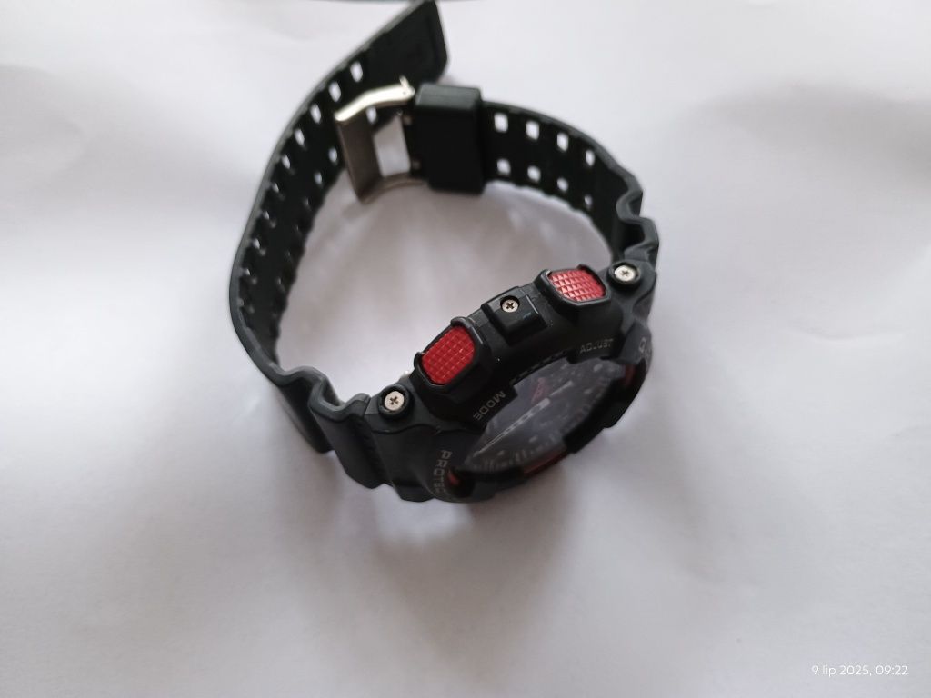 Męski Zegarek Casio GA-100-1A4ER G-SHOCK 200M