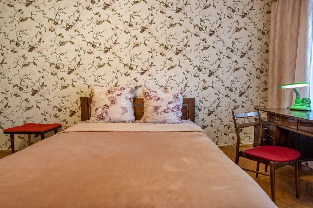 Сдаю Посуточно 3х комнатную кв(от 1 до 6 человек) Варваровкий мост