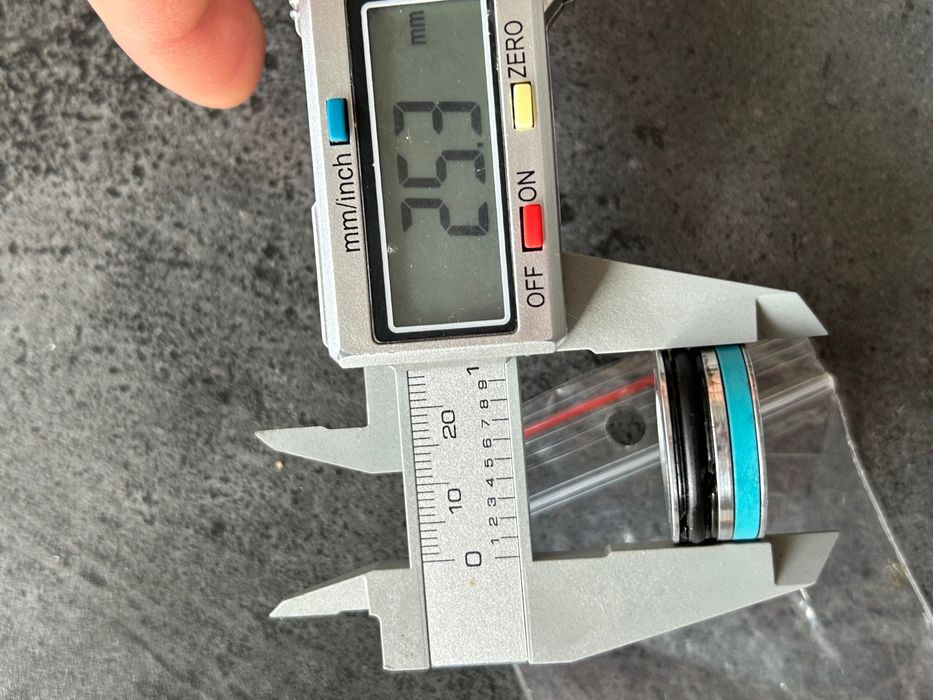 Tłok aluminiowy do podwójnej sprężyny powietrznej goleni 30mm 28mm