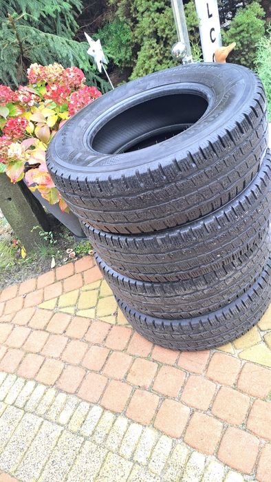 Opony zimowe 225/70 R15C Fiat ducato 4 sztuk