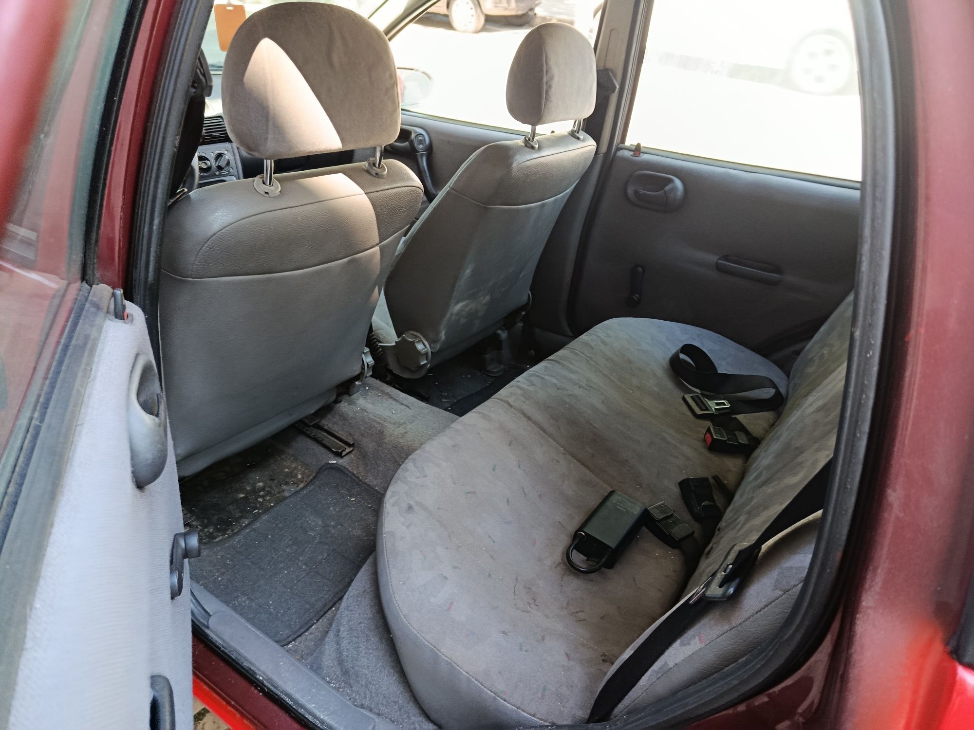 Carro Opel 1.4 bom estado