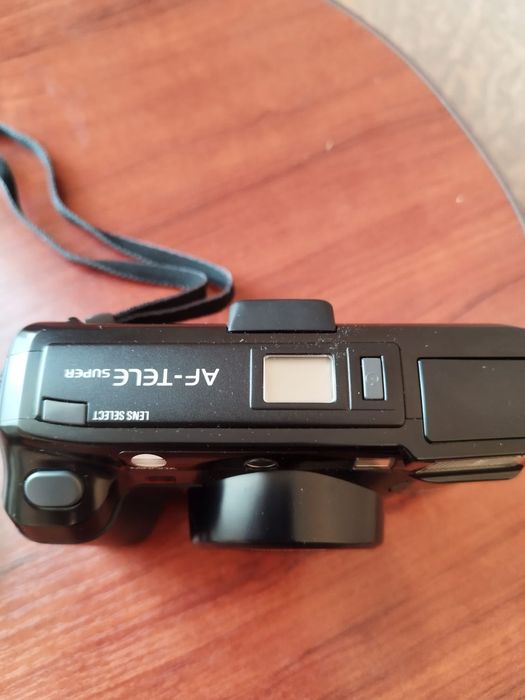 Вінтажний плівковий фотоапарат Minolta AF-Tele Super