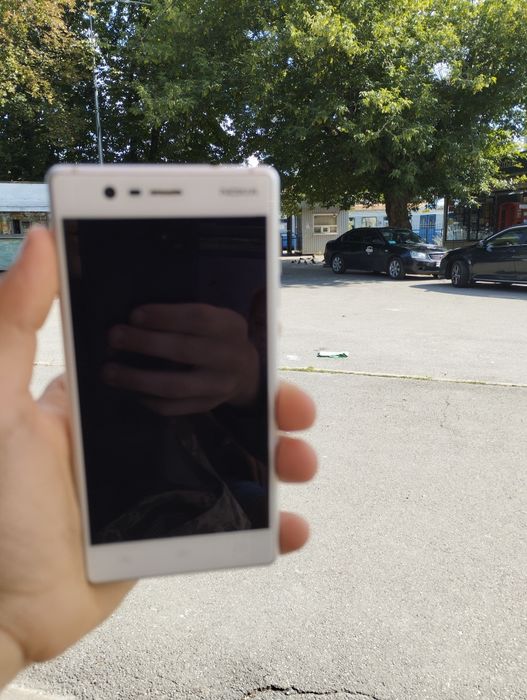 Нашёл телефон на платформе городской электрички Киев - Волынский