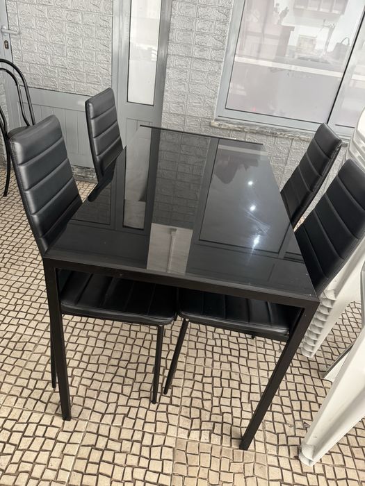 Mesa restaurante, café com cadeiras