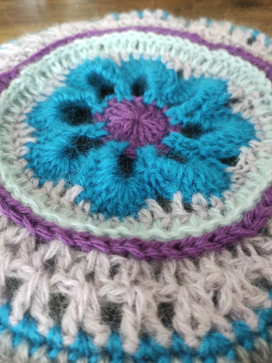 Boinas mandalas crochet