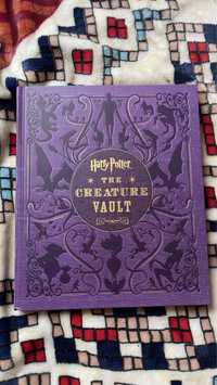 Книга чудовиськ Гаррі Поттер на англ.мові