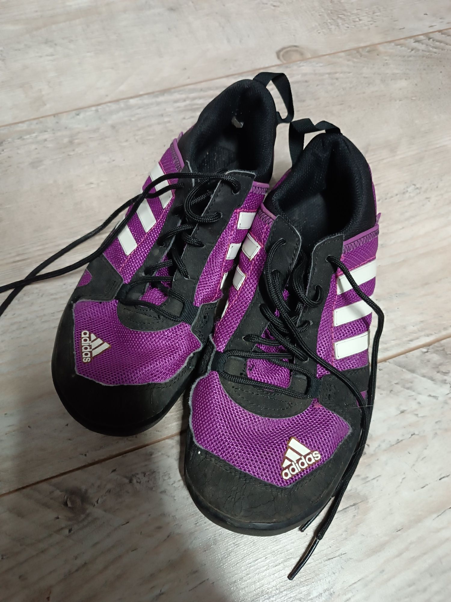 Buty damskie adidas fioletowe z siateczki 36 2/3