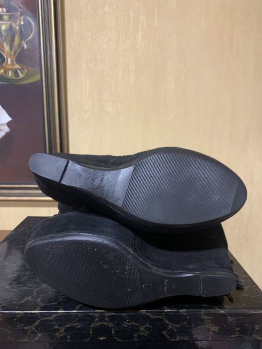 Стильні жіночі чоботи MiuMiu Італія