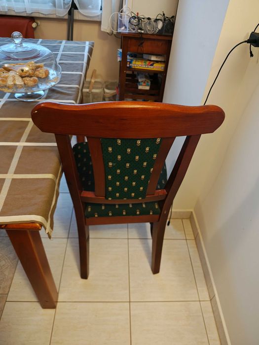 Krzesła do kuchni lub jadalni