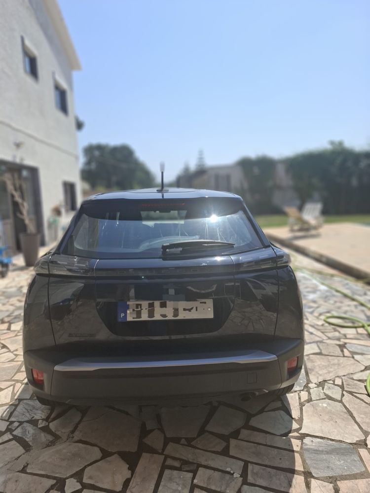 Peugeot 2008 1.2 PureTech Active NACIONAL.