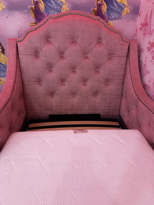 Ексклюзивне, з масивого дерева дитяче ліжко