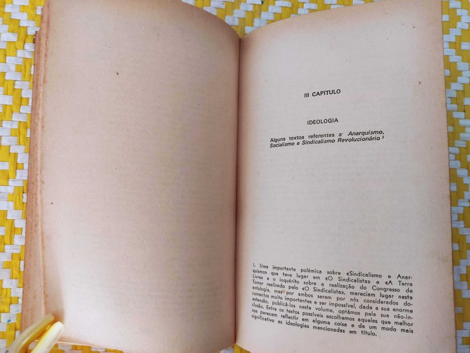 O operariado e a república democrática 
César Oliveira