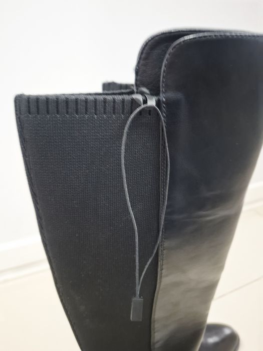 Czarne klasyczne buty zimowe jesienne reserved nowe kozaki 37