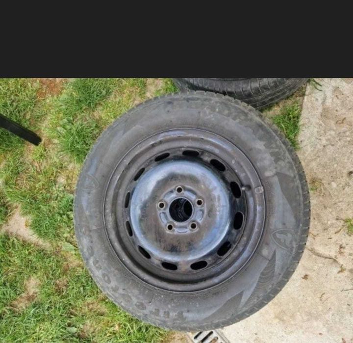 Zestaw opon letnich z felgami opony 195/65 R16 felga opona felgi