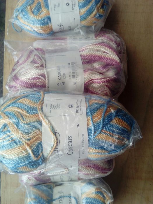 Linhas para tricotar ou para croché, bordar, fitas