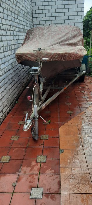 Моторная Лодка Казанка 5М3,( Торг уместен)