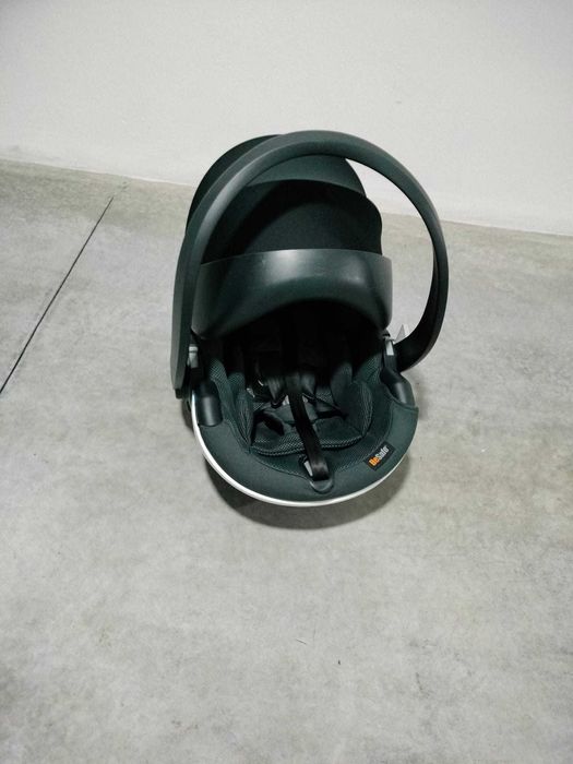 Cadeirinha de bebê (ovinho)