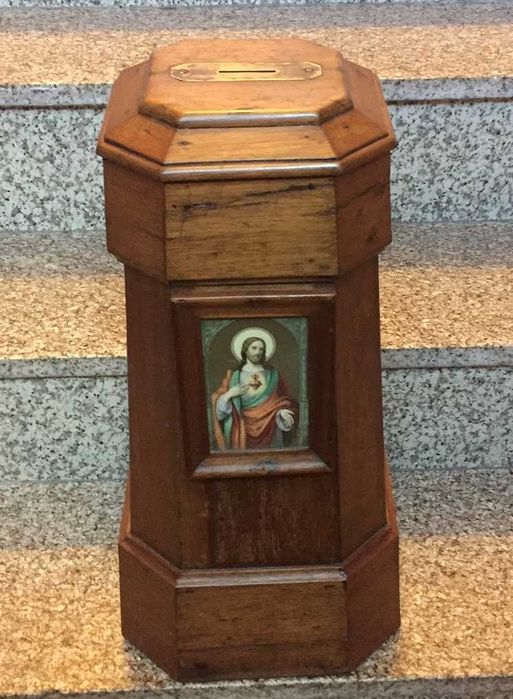 Nossa Senhora e São João Evangelista de Calvário