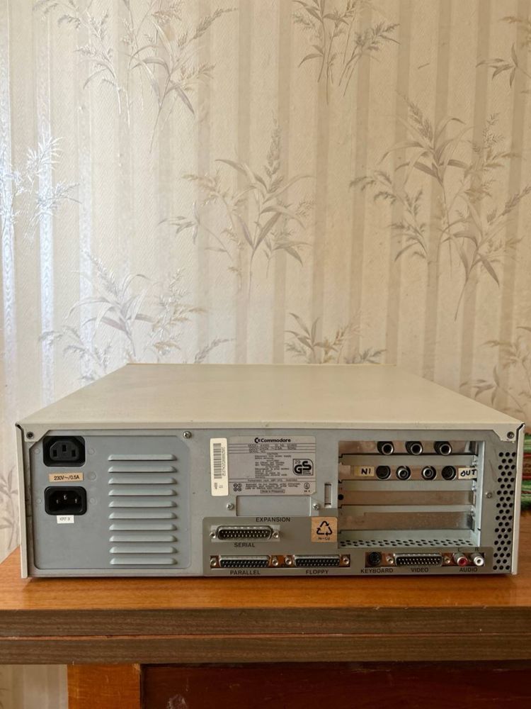 Commodore Amiga 4000/040