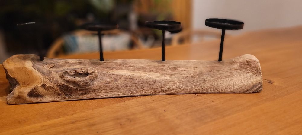 Indonezyjski świecznik, hand made, mieści 4 świeczki