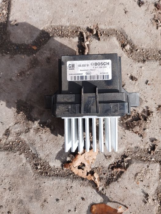 Rezystor dmuchawy opel Zafira c