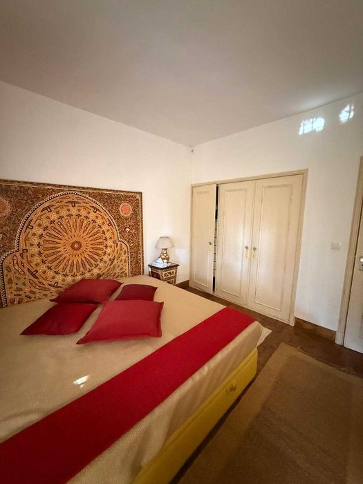 Arrendamento – Apartamento T1 Mobilado c/ AC, Varanda e arrecadação