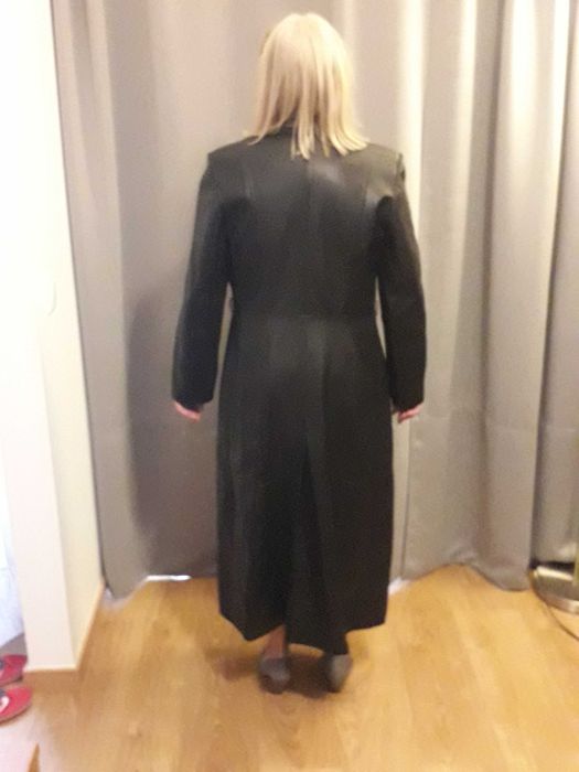 Casaco comprido cabedal