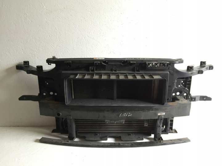 Hyundai Kona I передня панель,телевізор