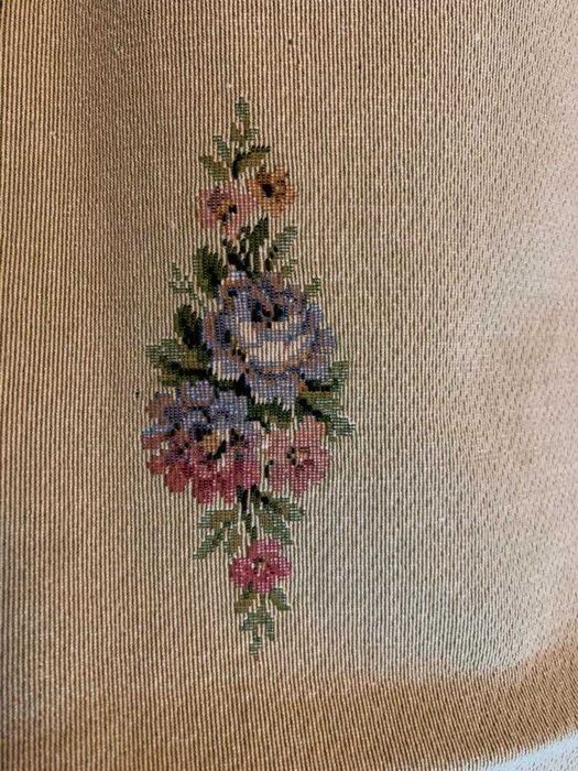 Tapeçaria para estofos.