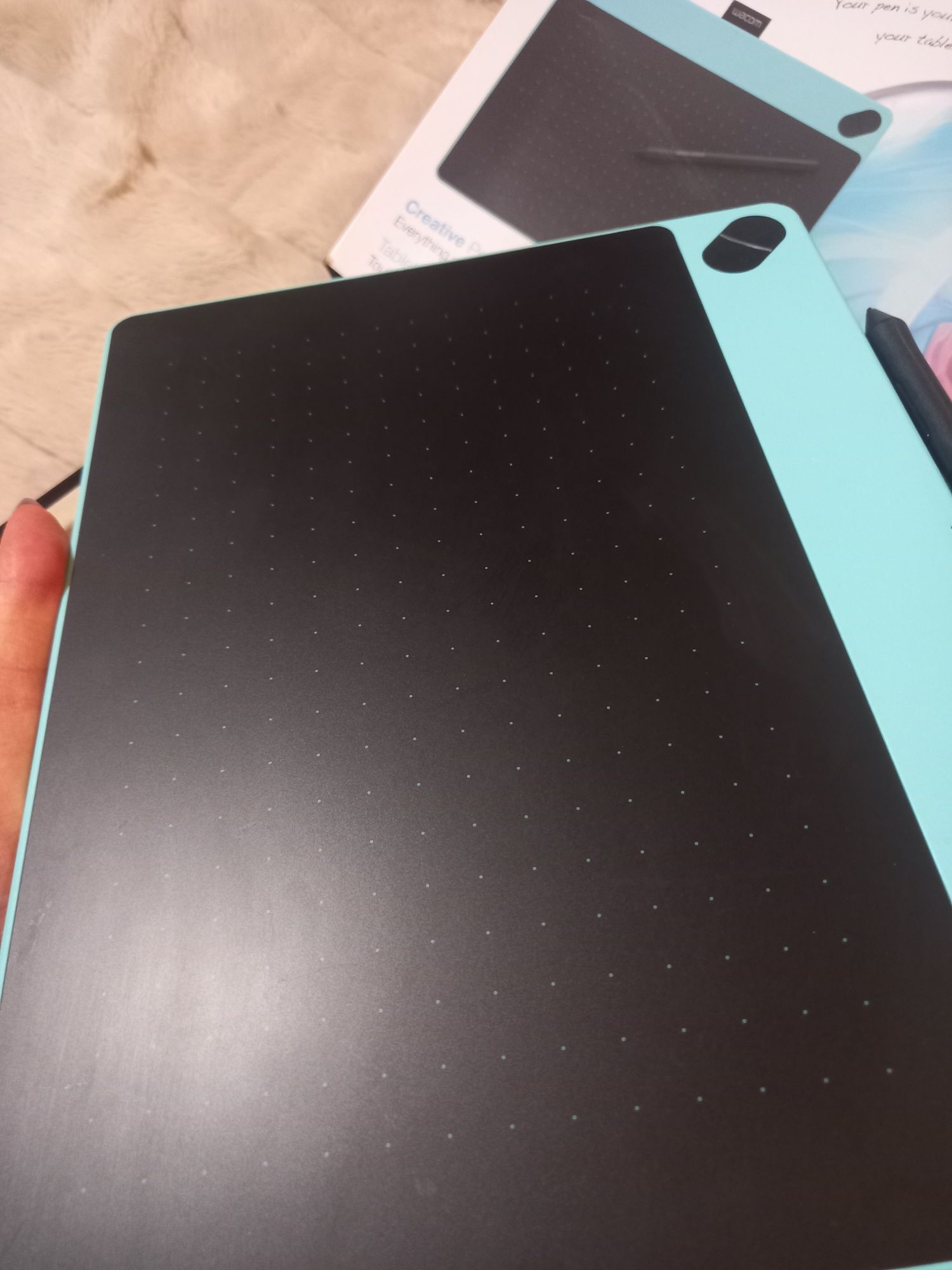 Tablet graficzny Wacom Intuos Art jak nowy w pudełku