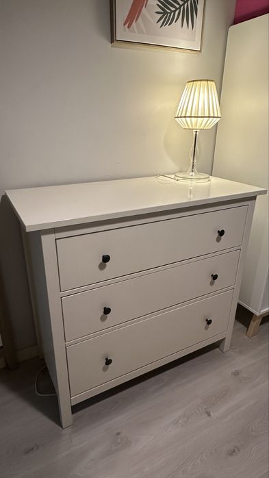 Comoda Hemnes IKEA