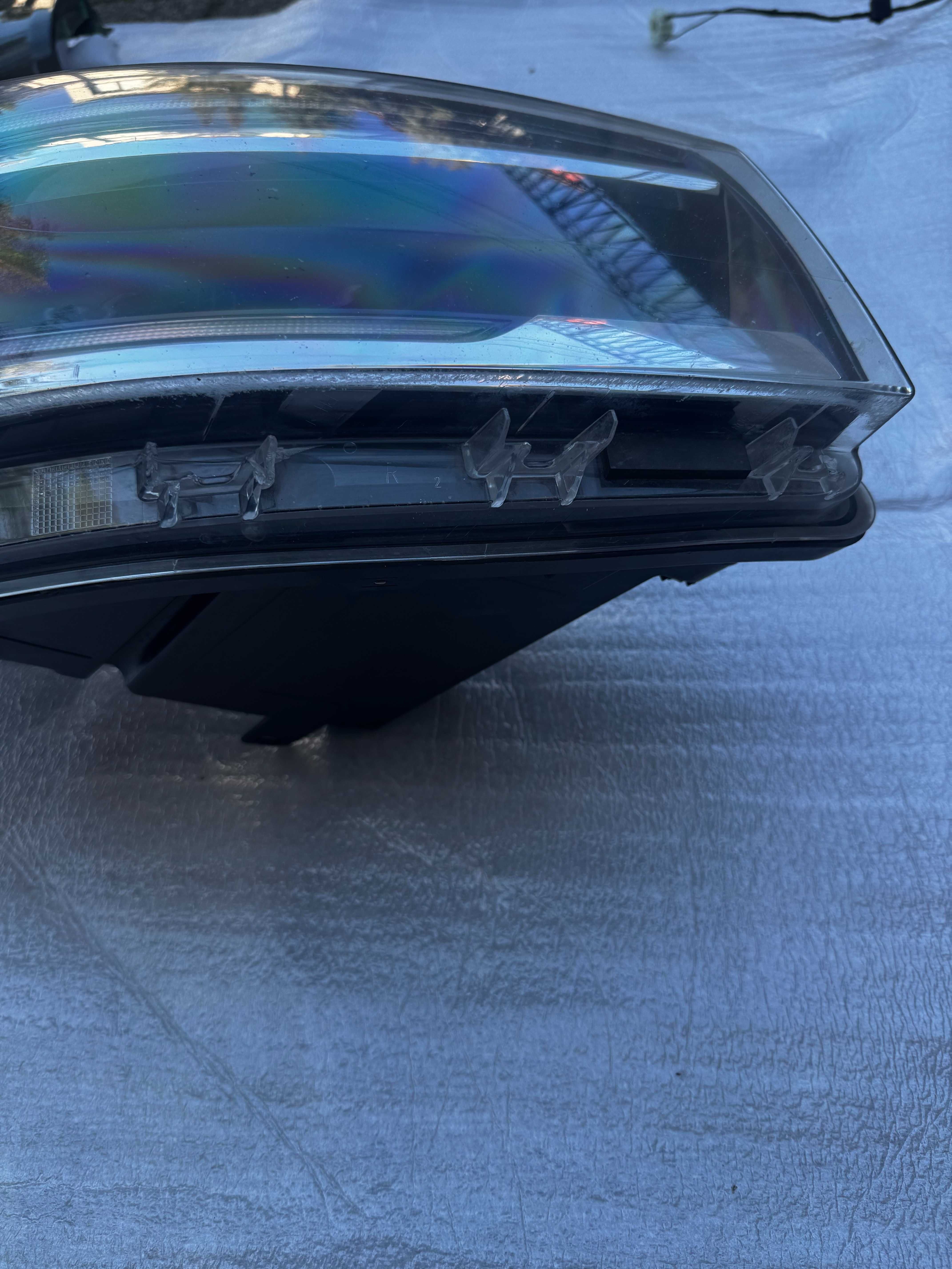 Reflektor lampa full led renault trafic 26010,9054R