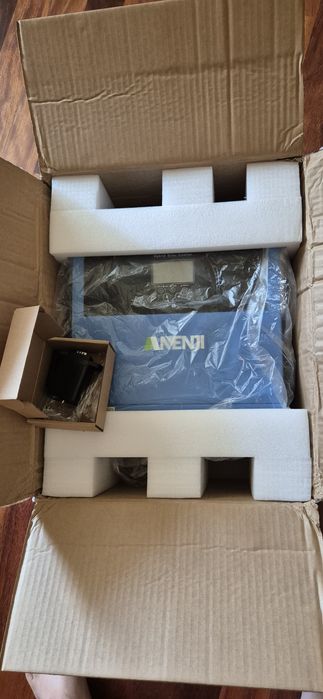 Гібридний інвертор Anenji 24v 4000w + WiFi