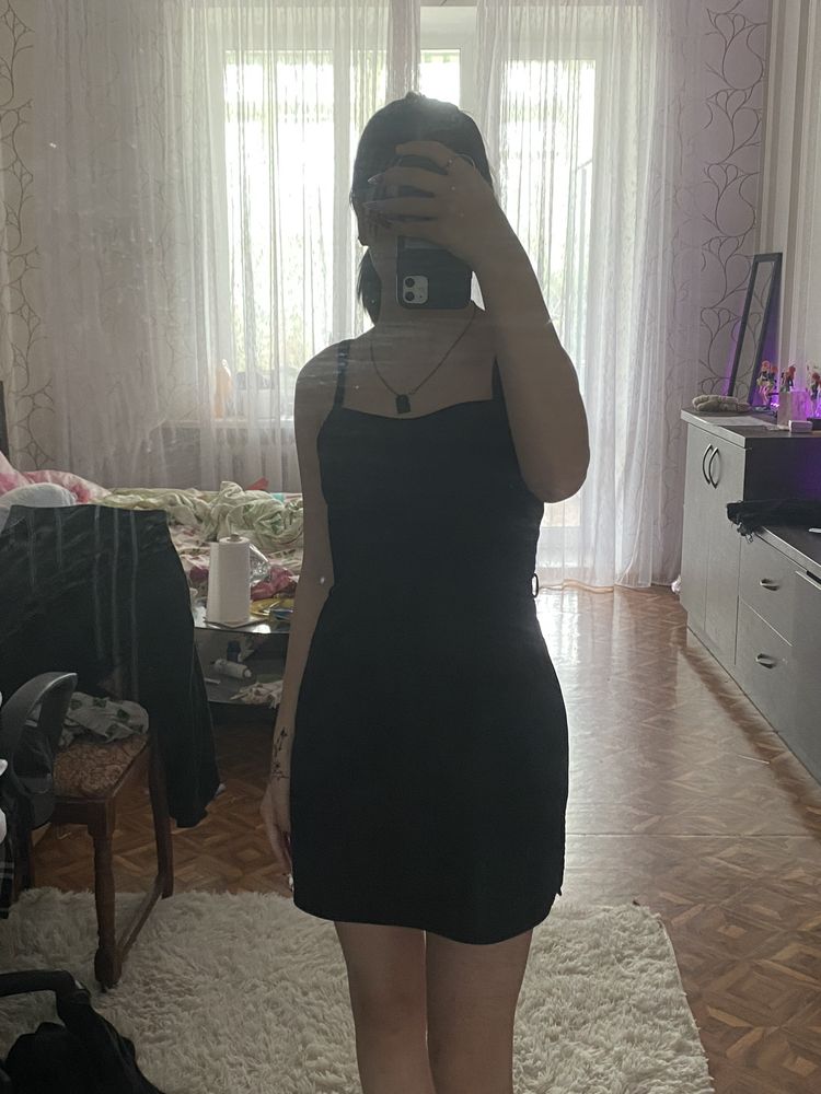 платье в обтяжку