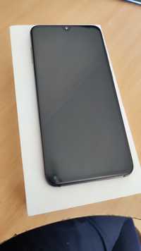 Телефон Xiaomi Mi 9SE