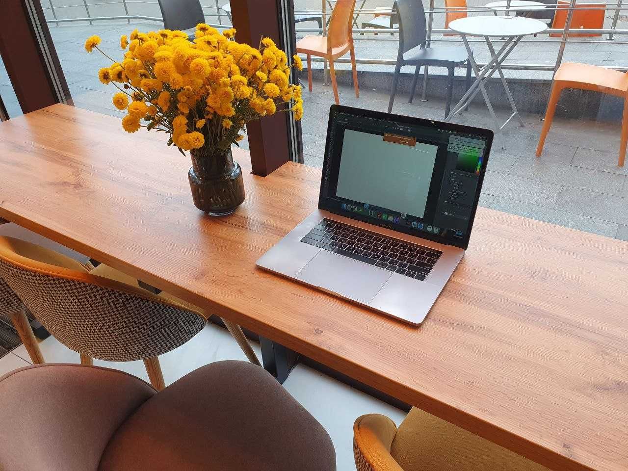 Продаю 16-дюймовий MacBook Pro (2018, США, Каліфорнія)