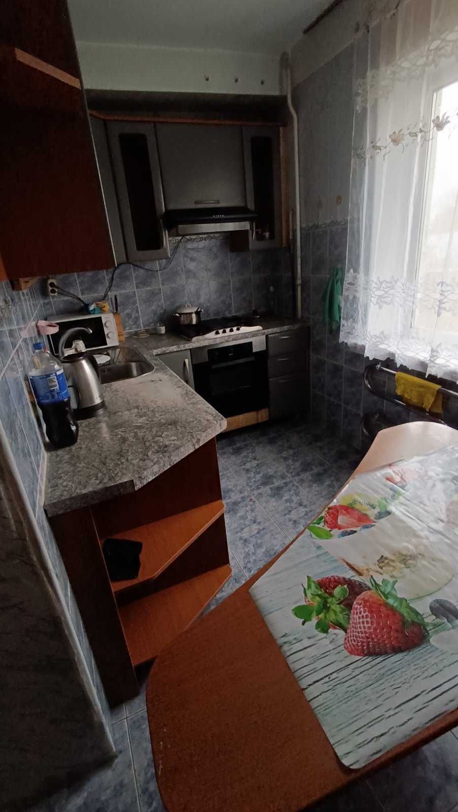 Місця у 3-місній кімнаті. Потижнево, Довгостроково. Виноградар, Київ