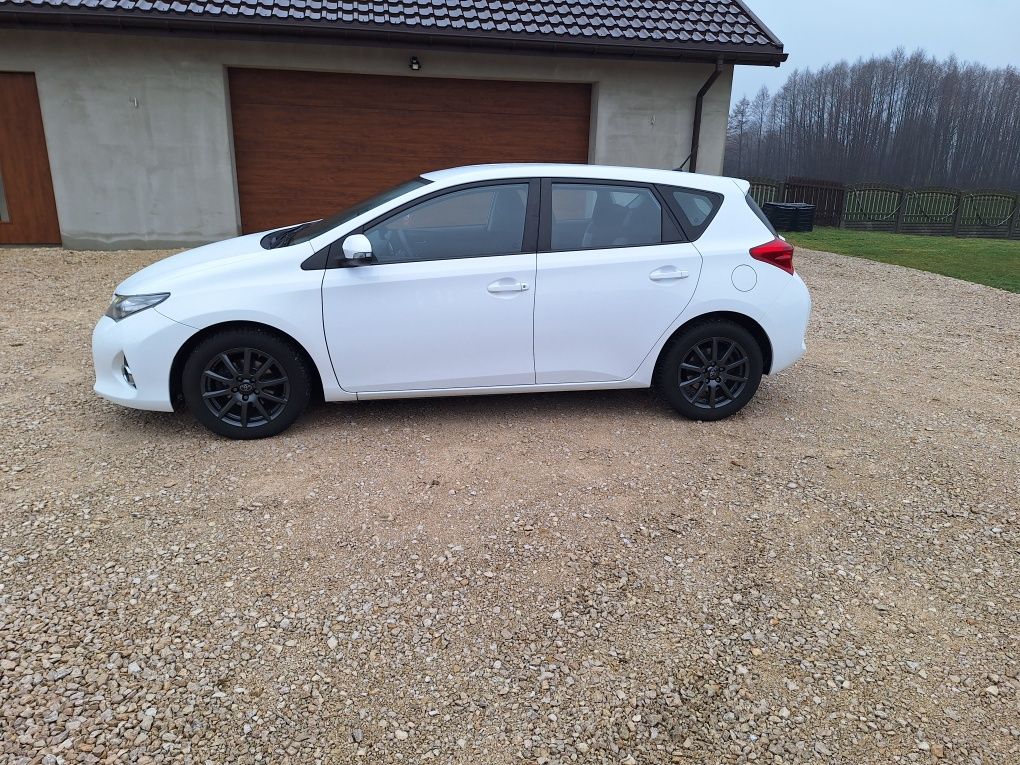 Toyota Auris 1.3VVTI, Przebieg 97tys km