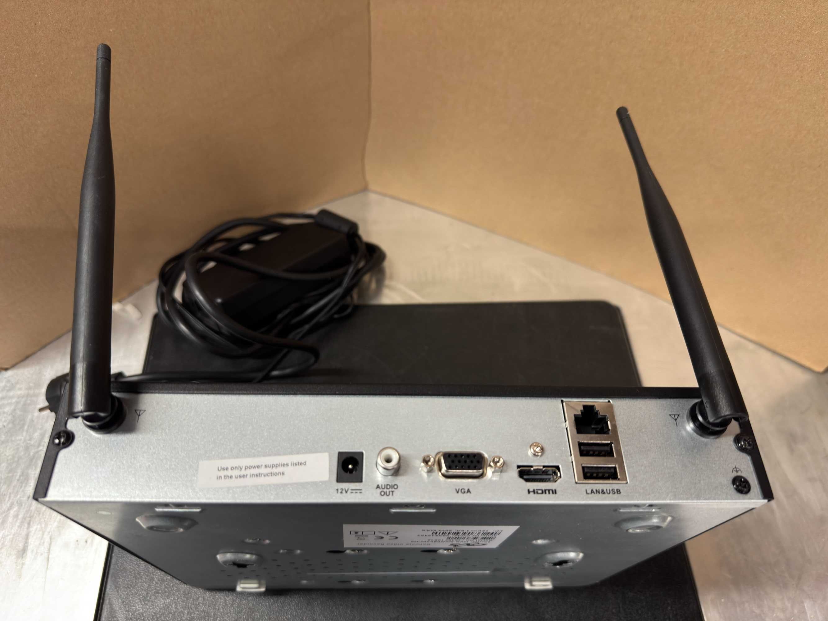Rejestrator DVS-NVR0801W-H4