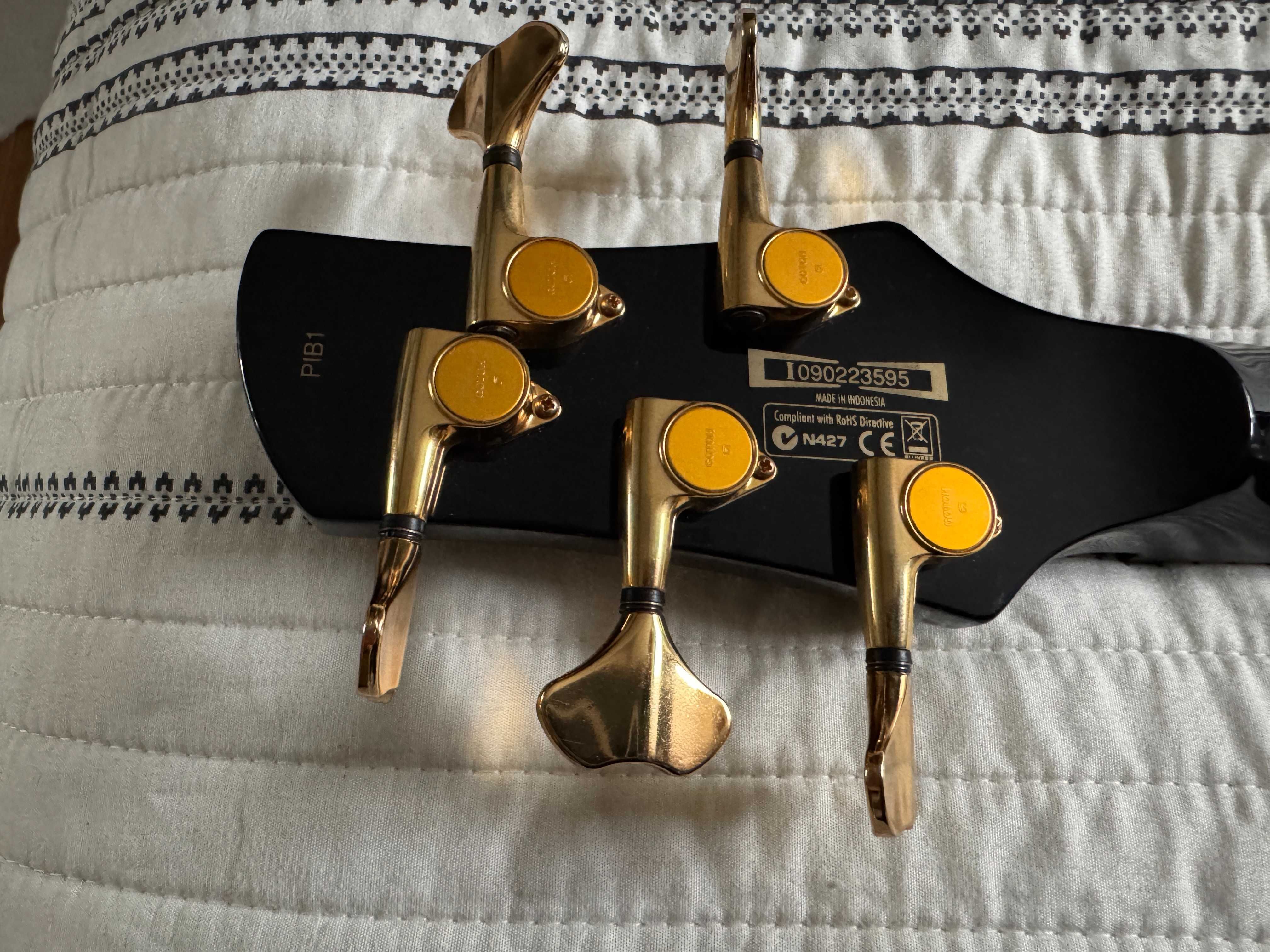 Gitara basowa Ibanez PIB1-BK (Peter Ivers signature)
