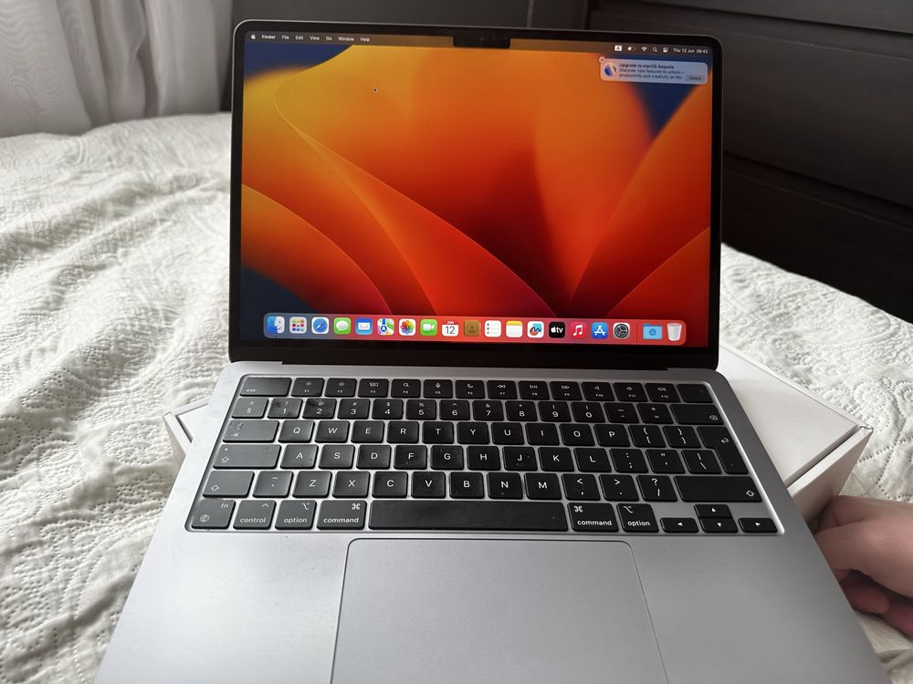 Mac book , макбук
