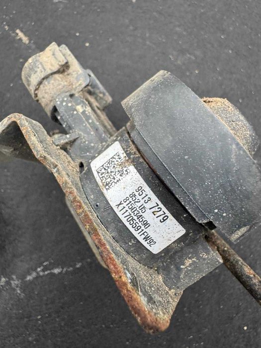 Czujnik poziomowania lamp Opel Mokka X posiadam przód - tył