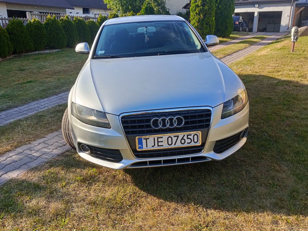 Sprzedam audi a4b8