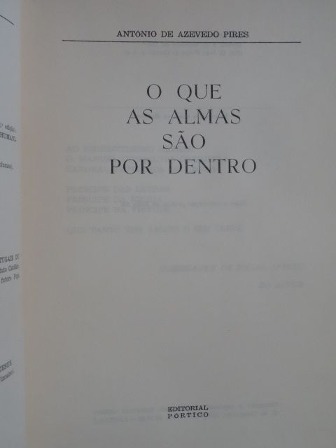 O Que as Almas São Por Dentro de António de Azevedo Pires