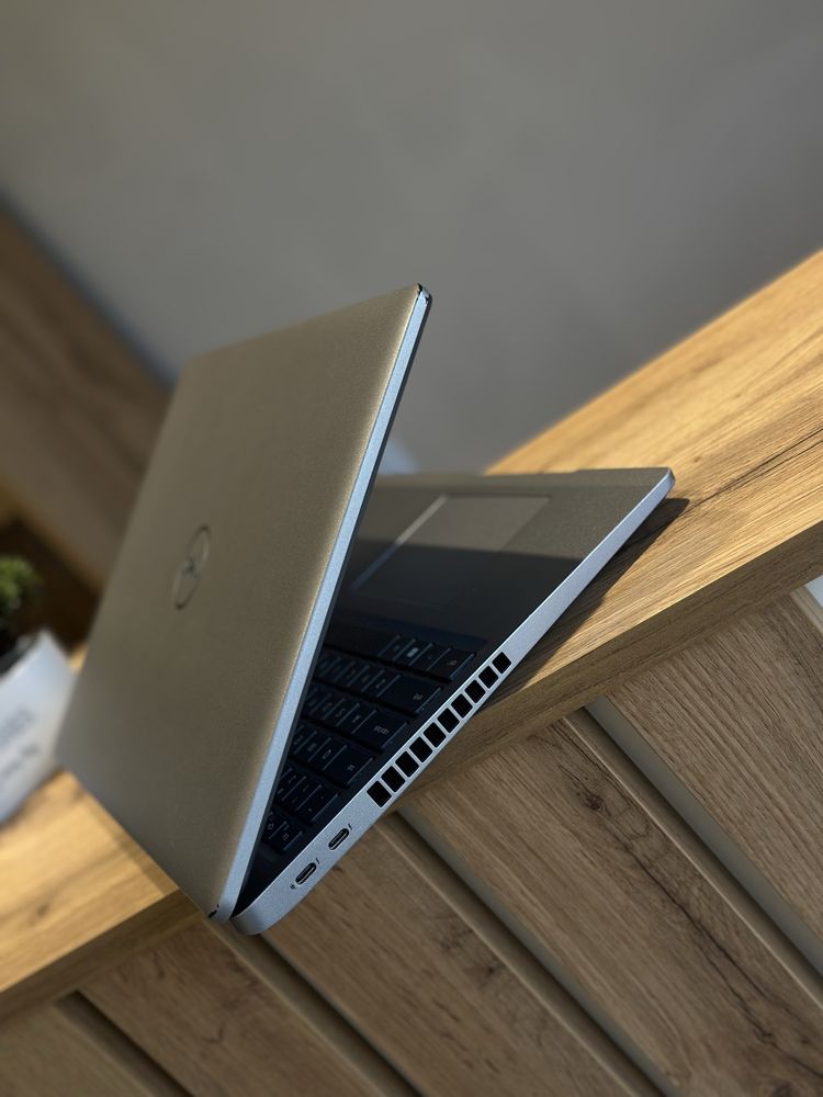 Dell Precision 3560 i7-1185G7/32Gb/256Gb/ T500 2GB