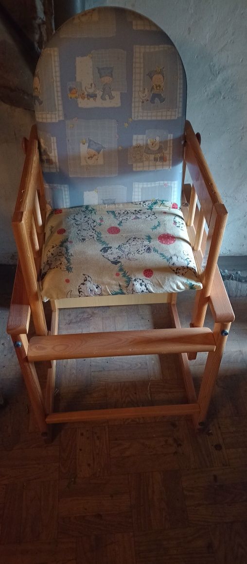 Sprzedam krzesełko do karmienia